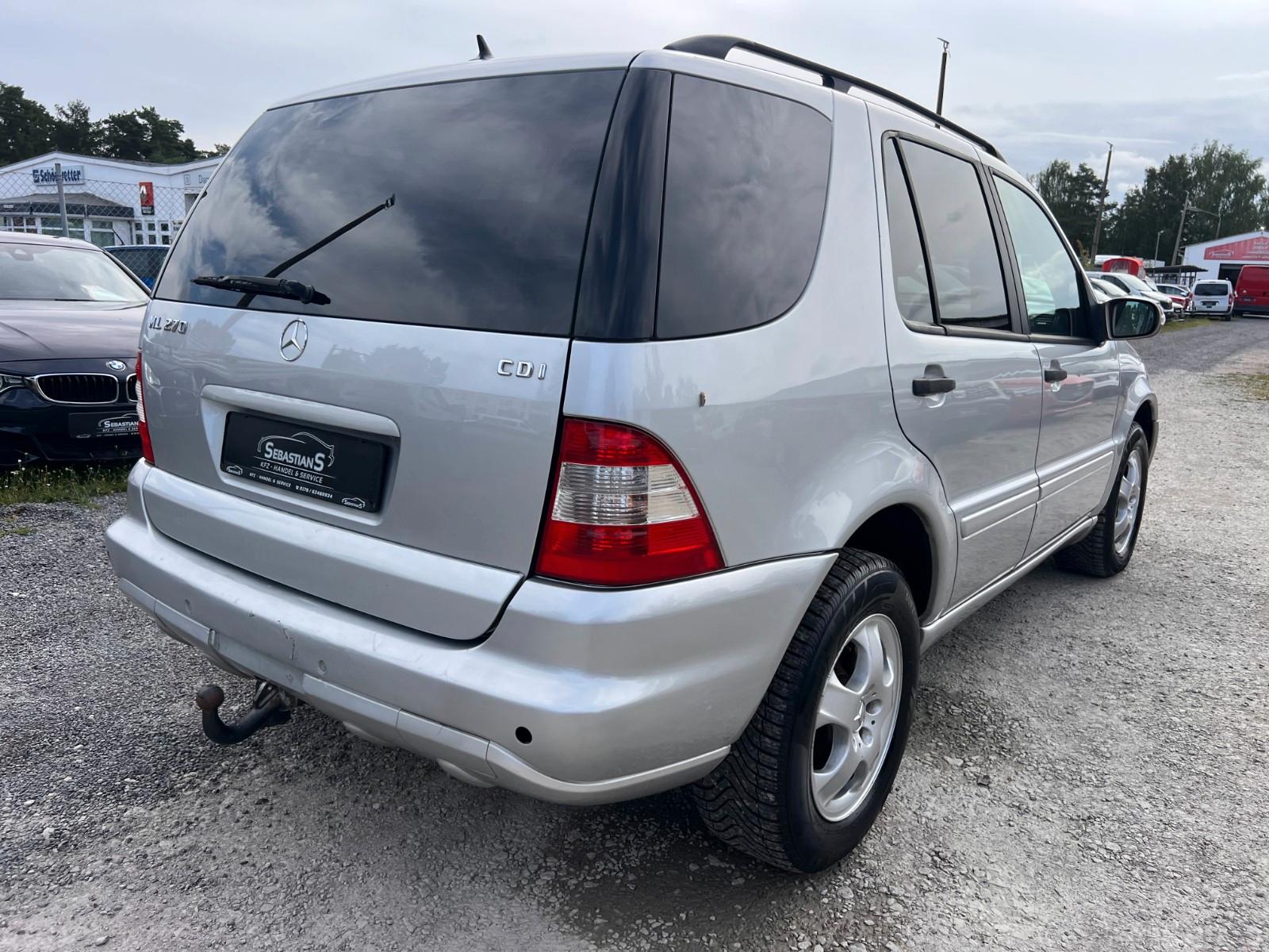 Mercedes-Benz ML270 2004 — engine 2.685 cm³, 163 HP (120kW)