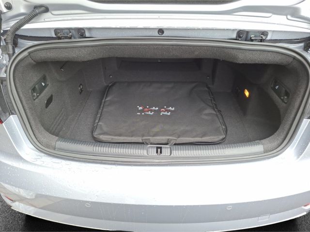 Audi A3 Cabriolet sport 1.4 TSI °Bi-Xenon°SHZ°AAC°PDC