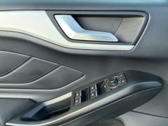 Ford Focus 1.0 EcoBoost Cool&Connect S/S (EURO 6d)