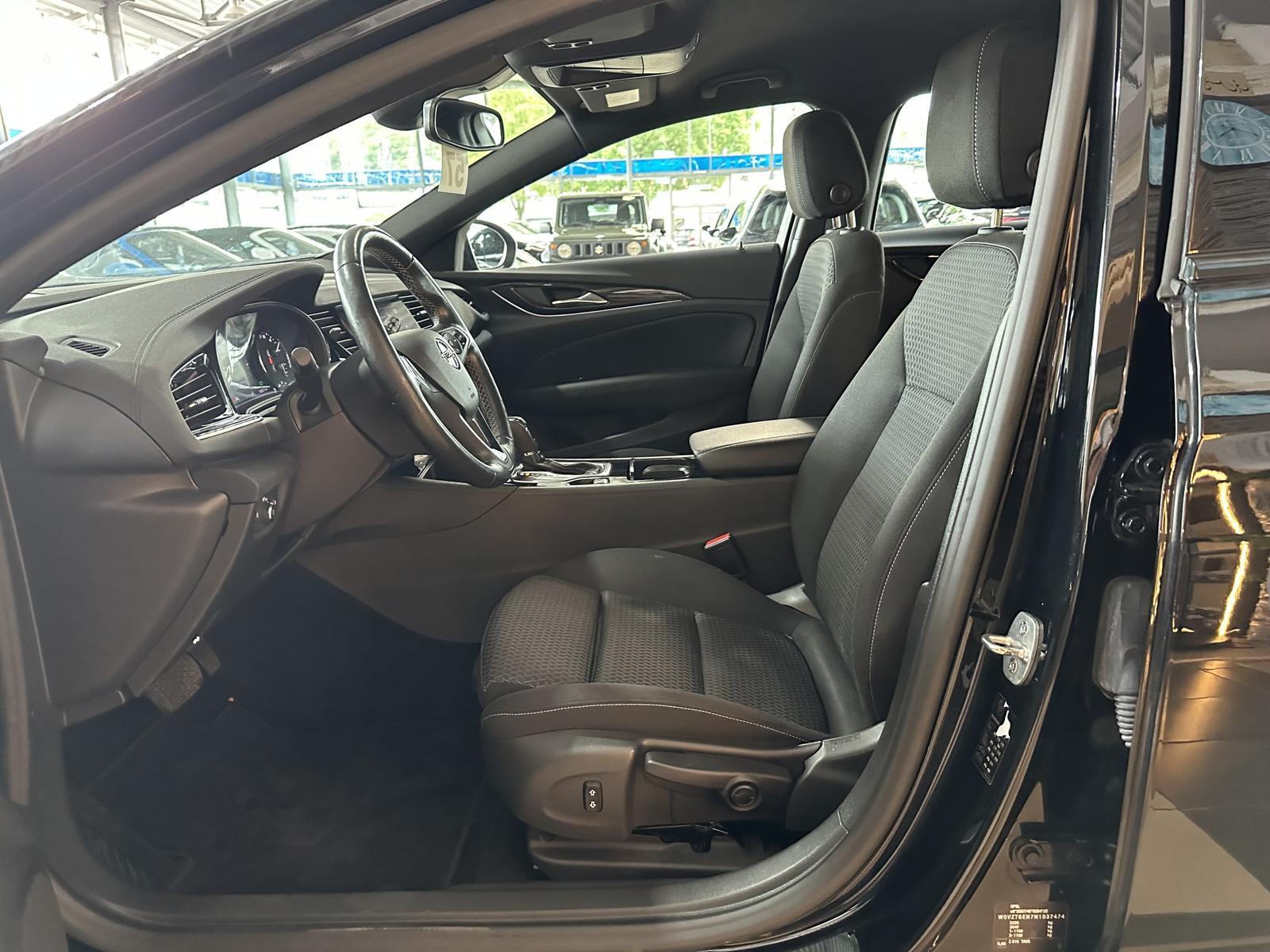 Opel Insignia Elegance Tempomat SHZ Voll-LED PDC 