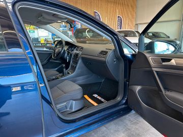 Volkswagen Golf VII Lim. *SitzHZ*PDC(VH)*2-Zonen*
