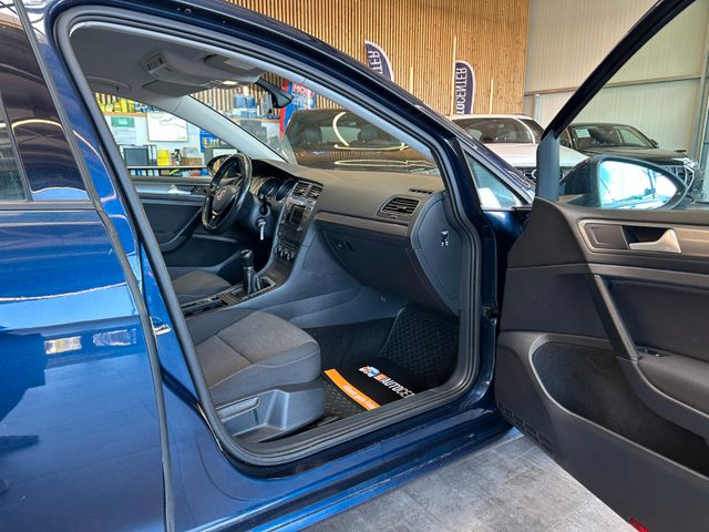 Volkswagen Golf VII Lim. *SitzHZ*PDC(VH)*2-Zonen*