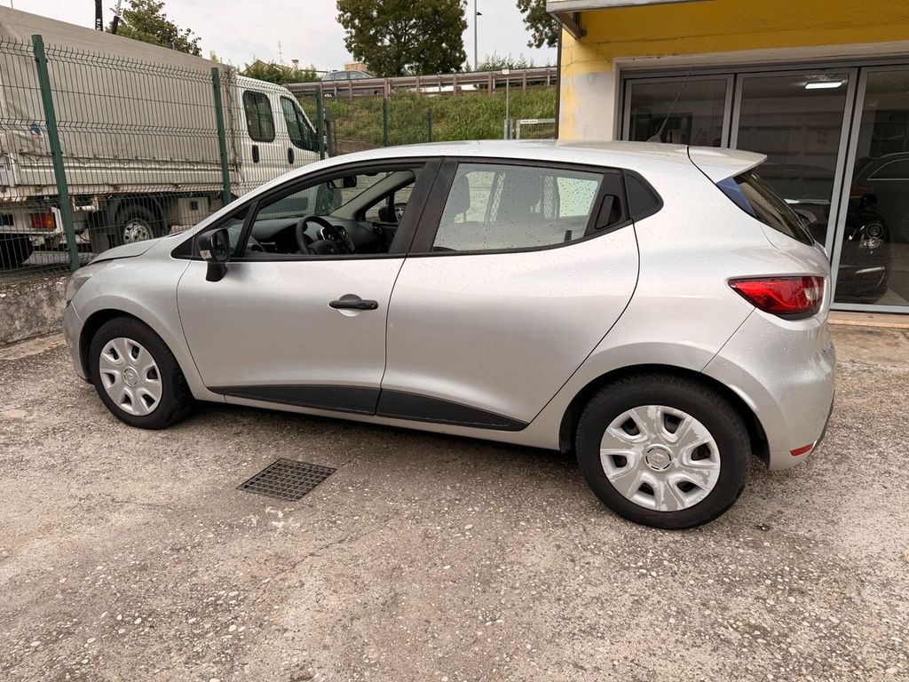 Image of Renault Clio