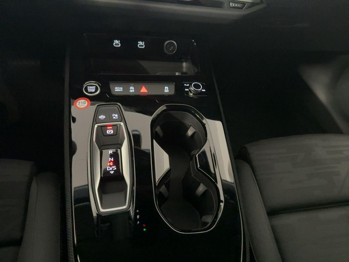 Audi A5 Avant TFSI S tronic 150KW/LED/NAVI/KAMERA