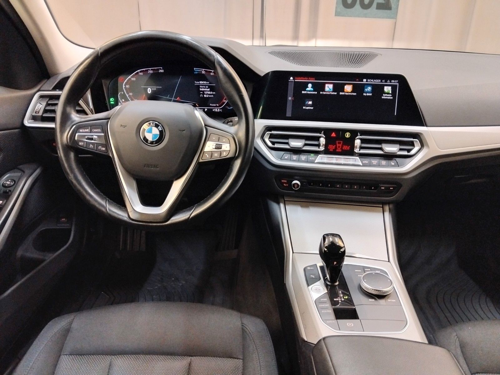 BMW 320 (06/2022, Diesel)