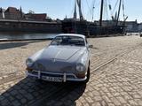 Volkswagen Karmann Ghia, BJ 70, Halbautomat - Volkswagen Karmann Ghia: Sportwagen