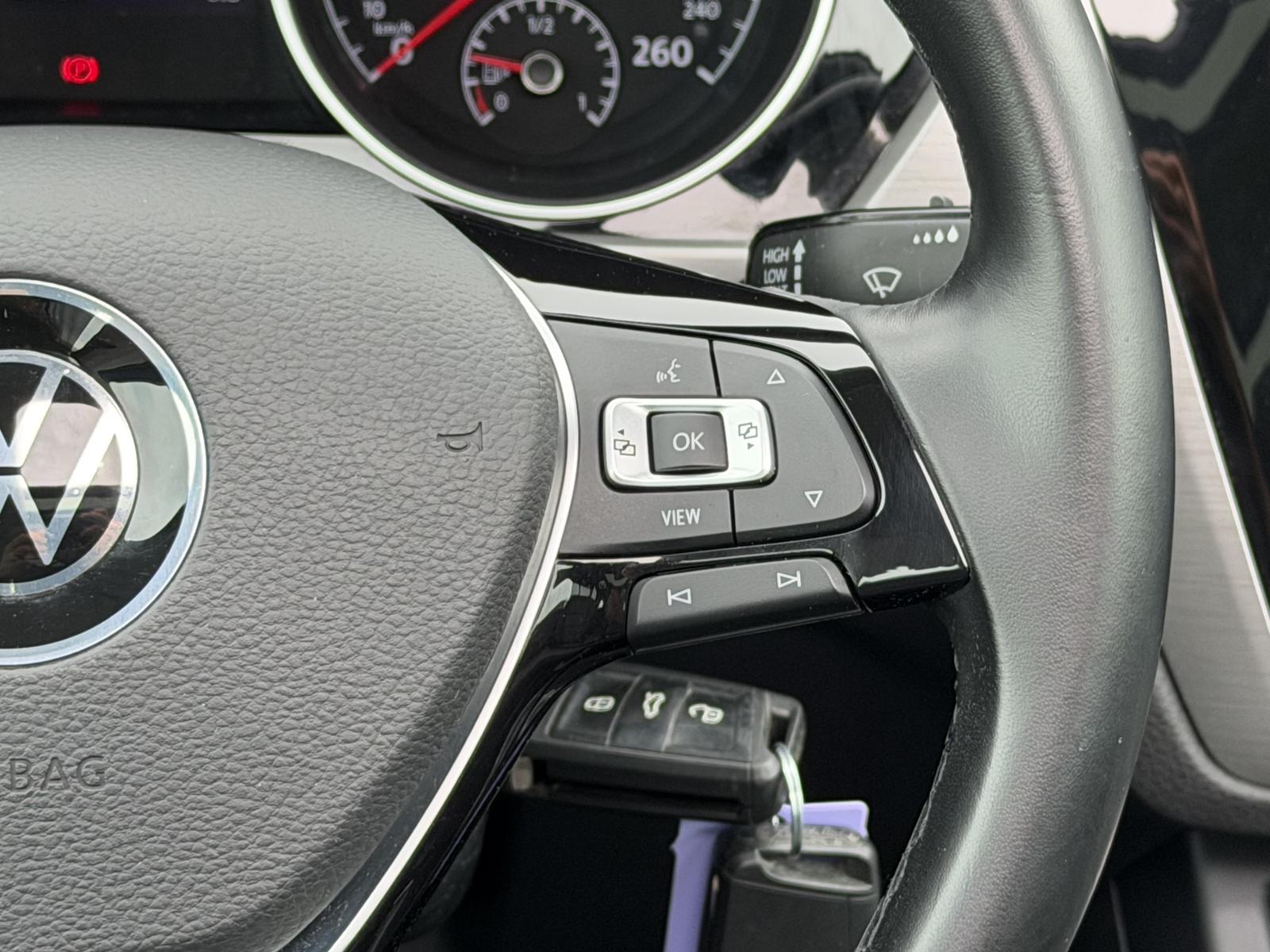 Volkswagen Touran Comfortline Pano ACC Familypaket LED, миниатюра 11