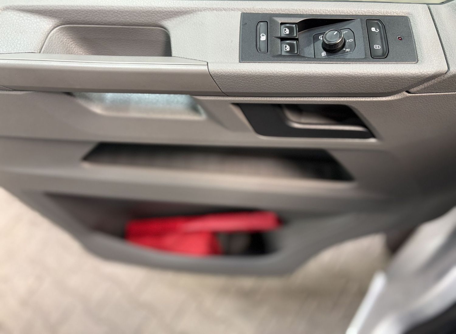 Fahrzeugabbildung Volkswagen T6 Transporter 2.0TDI#DSG#Klima#ACC#Kamera#St.Hz