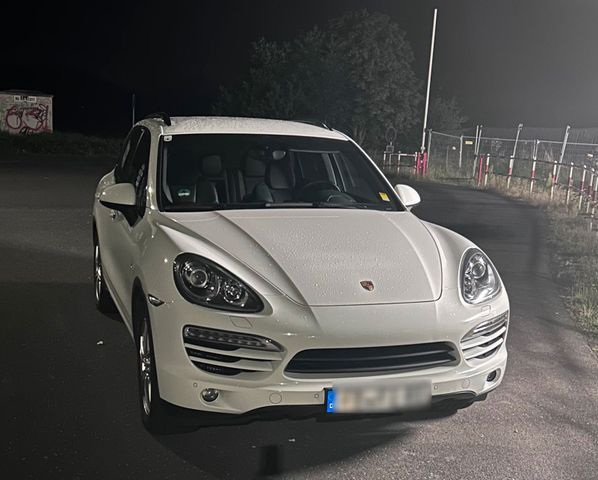 Porsche Cayenne tüv bis 04.2026