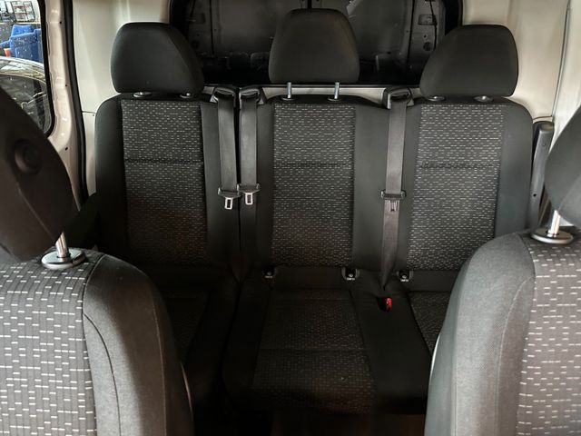MYAUTOCENTER – Gebraucht- und Jahreswagen mit Werkstattservice in Pfaffenhofen Mercedes-Benz Vito Mixto *TEMPO*NAV*SitzHZ*PDC(CAM)*KLIMA*