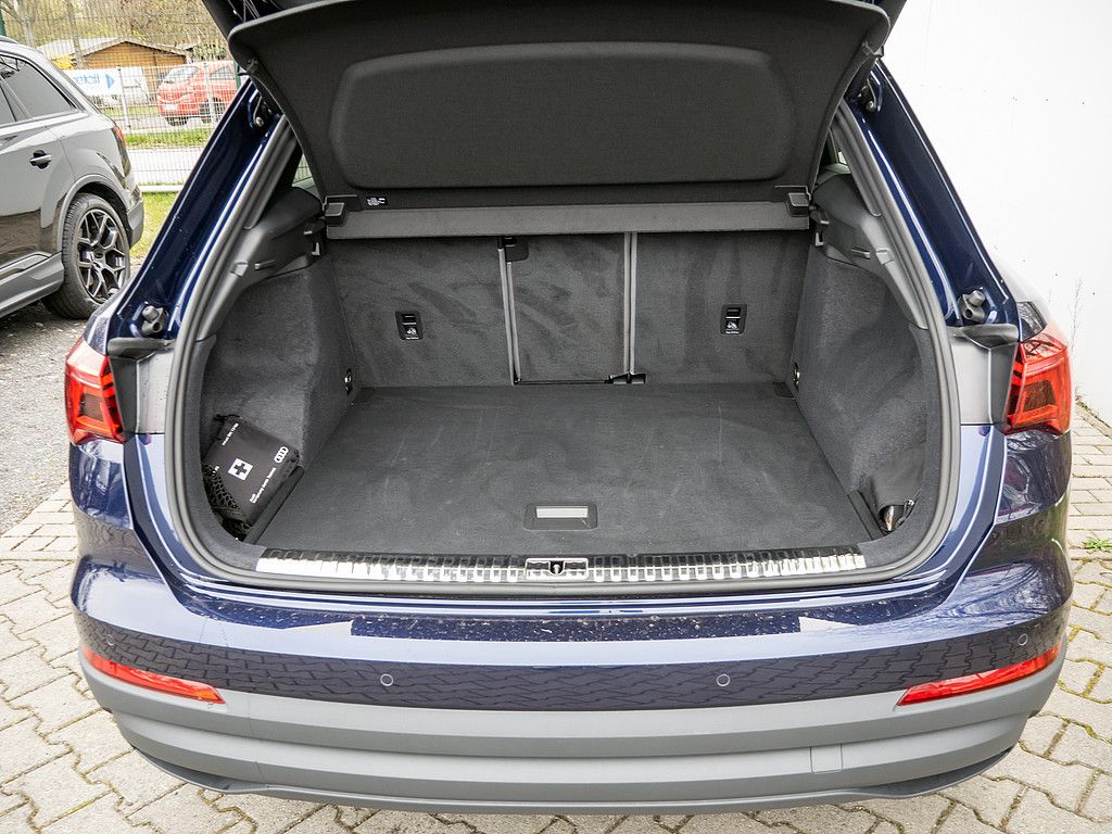 Audi Q3 - Bild 22