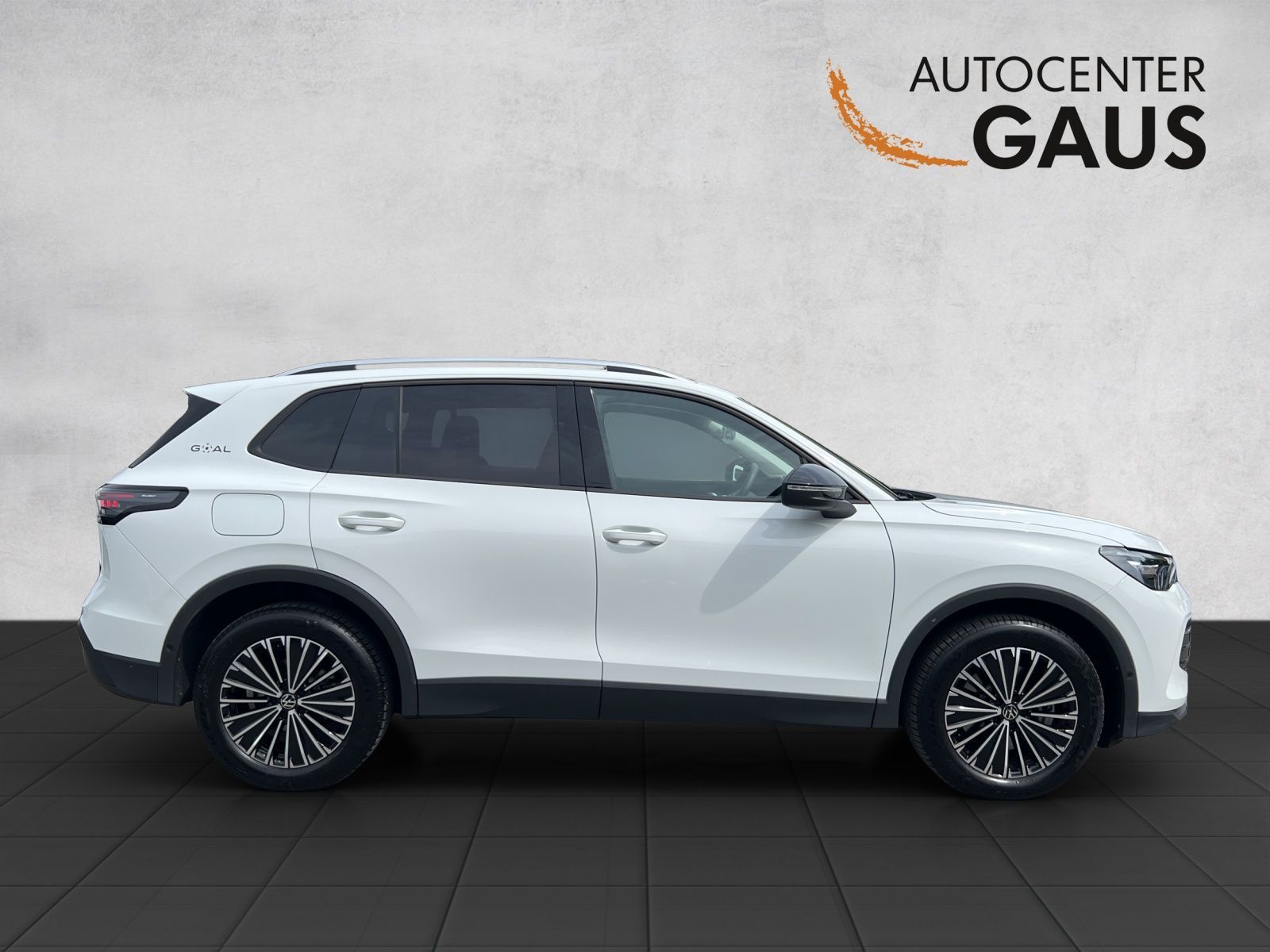 Tiguan Goal 2.0 TDI DSG AHK*Navi*ACC*LED*CarPlay