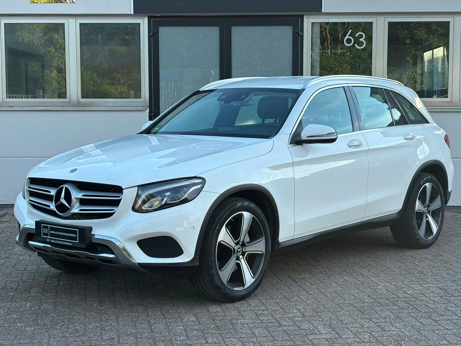 Mercedes-Benz GLC 250 4Matic I Leder I 20" I LED I Komfortsitz
