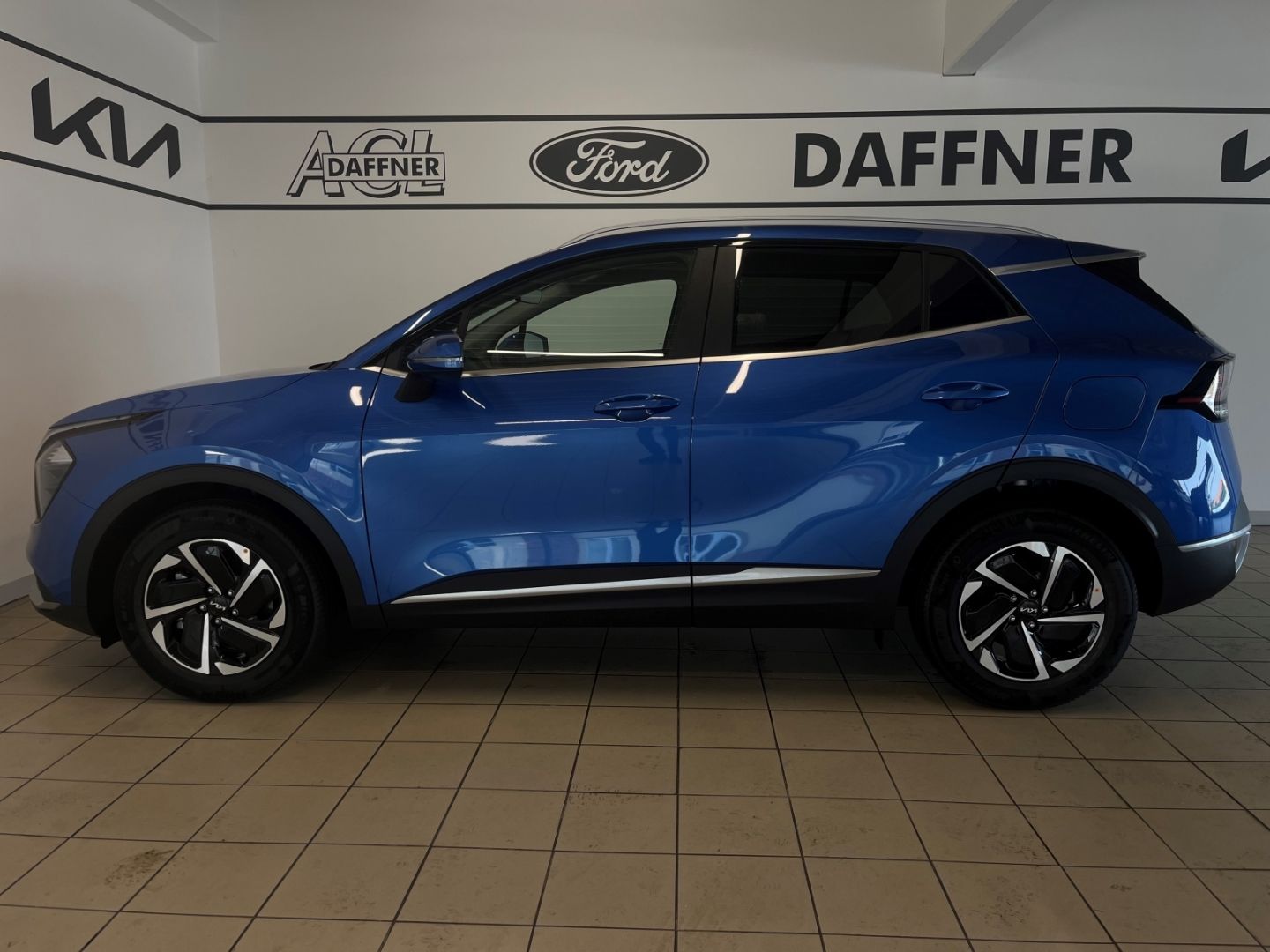 Fahrzeugabbildung Kia Sportage Vision 1.6 T-GDI, Navi, Teilleder, Elkr