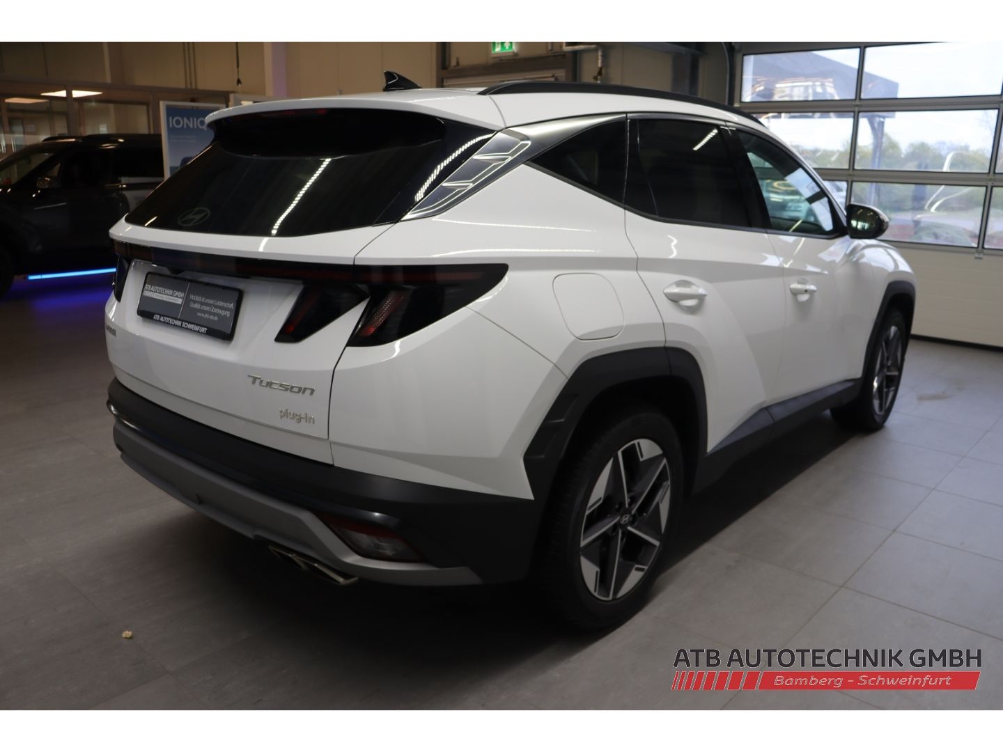 Fahrzeugabbildung Hyundai Tucson Trend 1.6 T-GDi PHEV 4WD Navi LED ACC El.