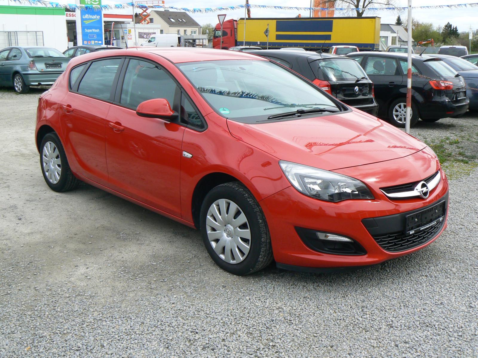 Opel Astra J 1,6 Lim. 5-trg. Selection/1.Hand