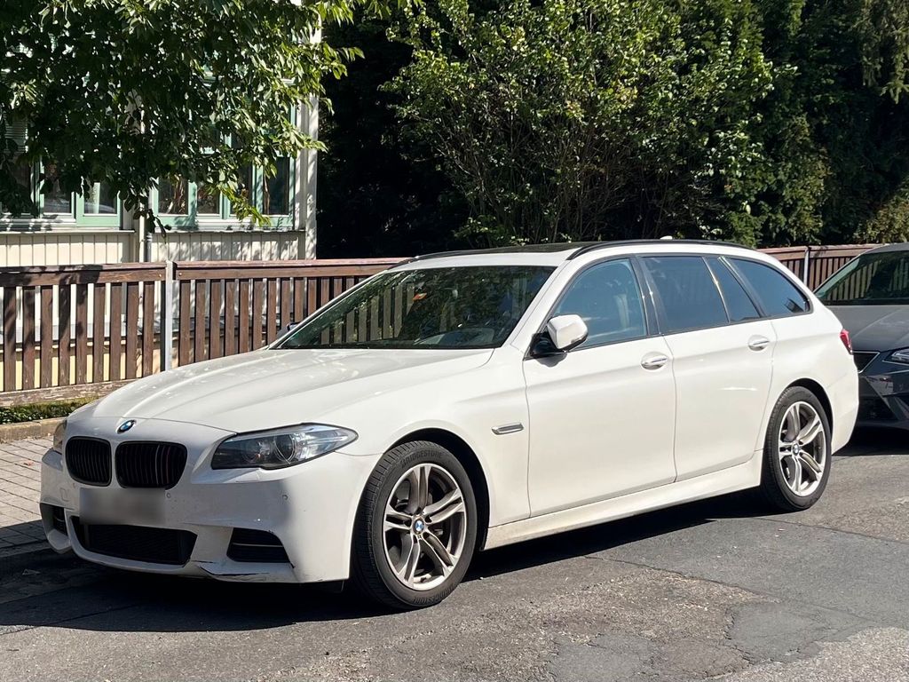 Image of BMW 530
