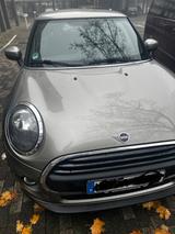 MINI Mini One Automatik Baujahr 2019 Top Zustand - MINI ONE in Mainz