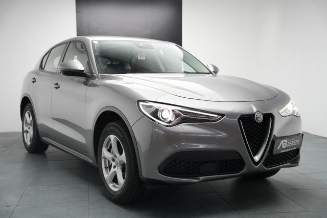 Alfa Romeo Stelvio Super Q4/BI-XENON/PDC/AUTOMATIK/SPURHALT