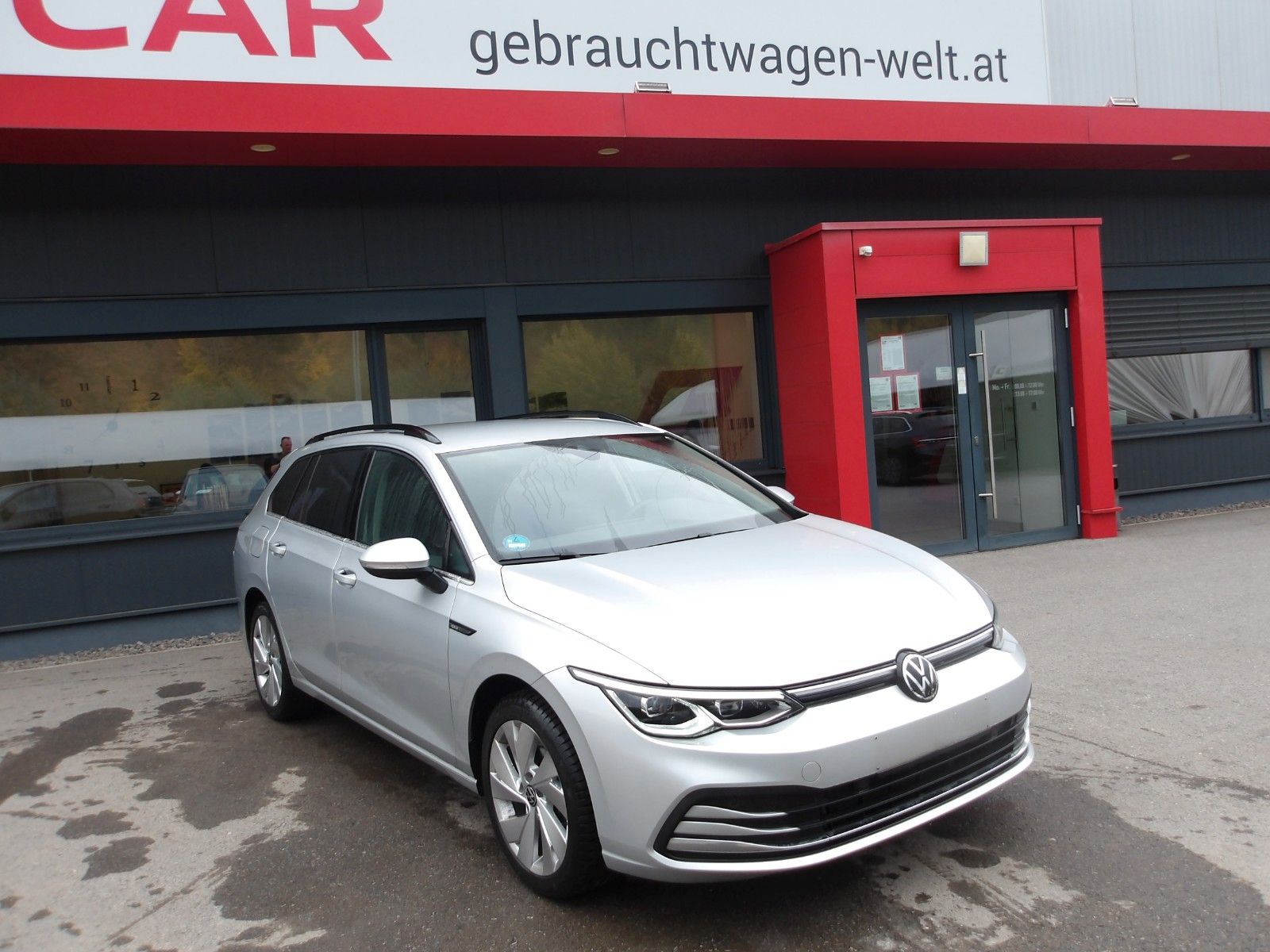 Volkswagen Golf VIII Variant Style EXP € 14250.- imagem 2