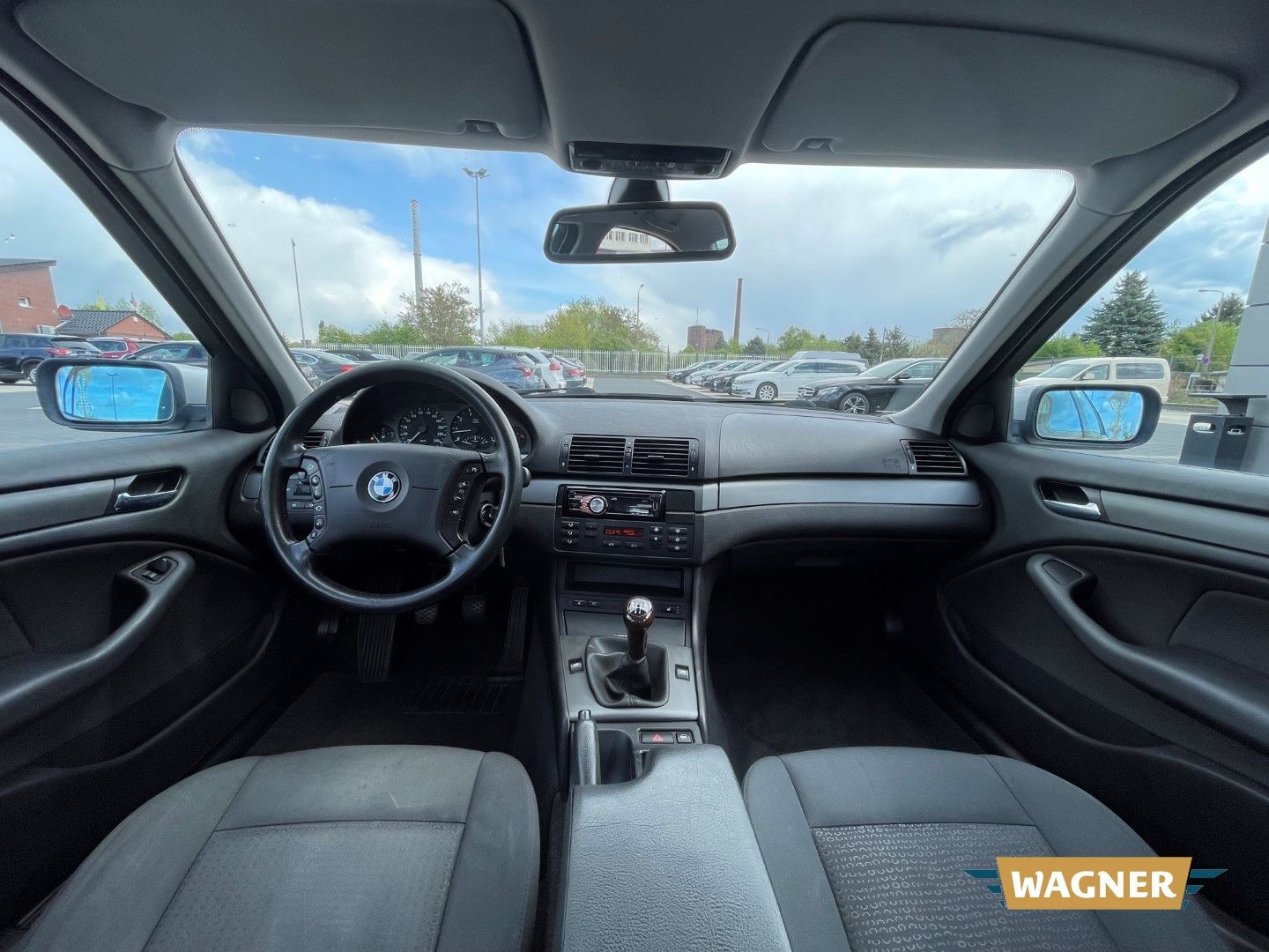 Fahrzeugabbildung BMW 316 i Klimaautomatik Sitzheizung Radio