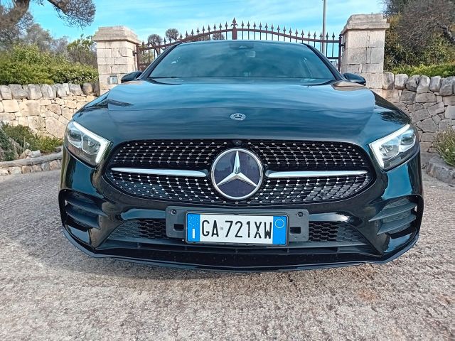 MERCEDES-BENZ Mercedes-benz A 180 d Automatic Premium
