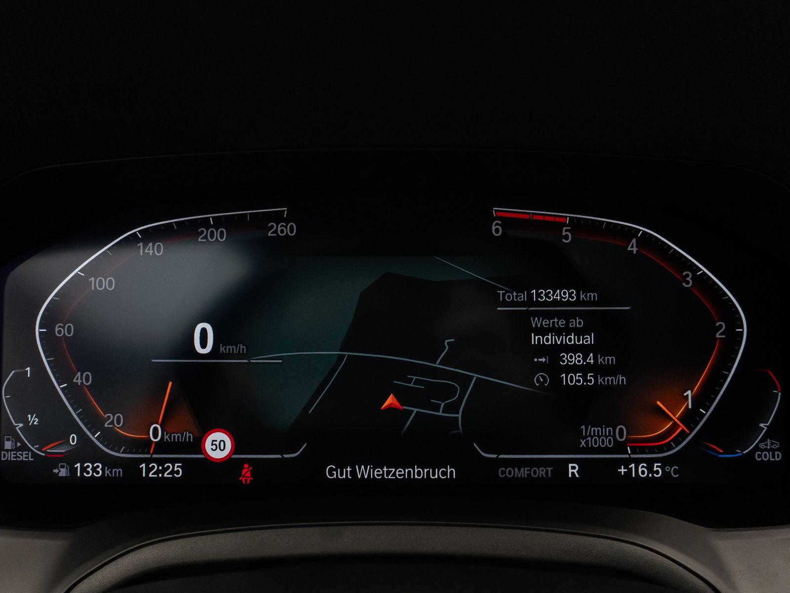 Fahrzeugabbildung BMW 330d M Sport HiFi DAB Stop&Go Fernlichtassist