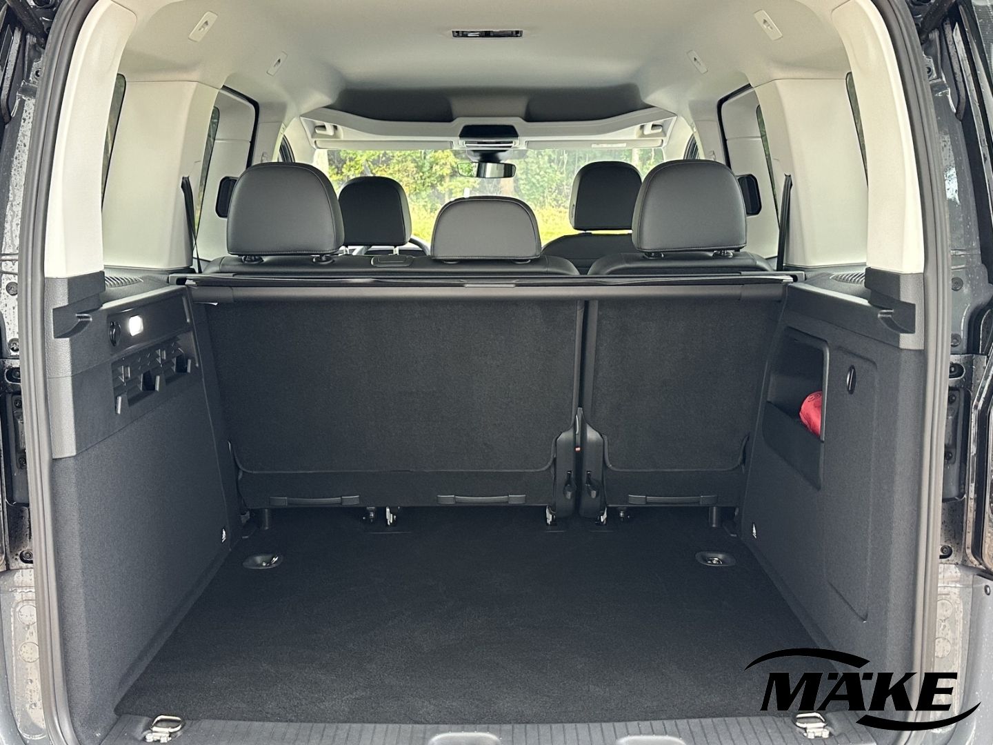 Caddy Edition 2.0 TDI DSG ACC LED RFK NAV ALU 5-