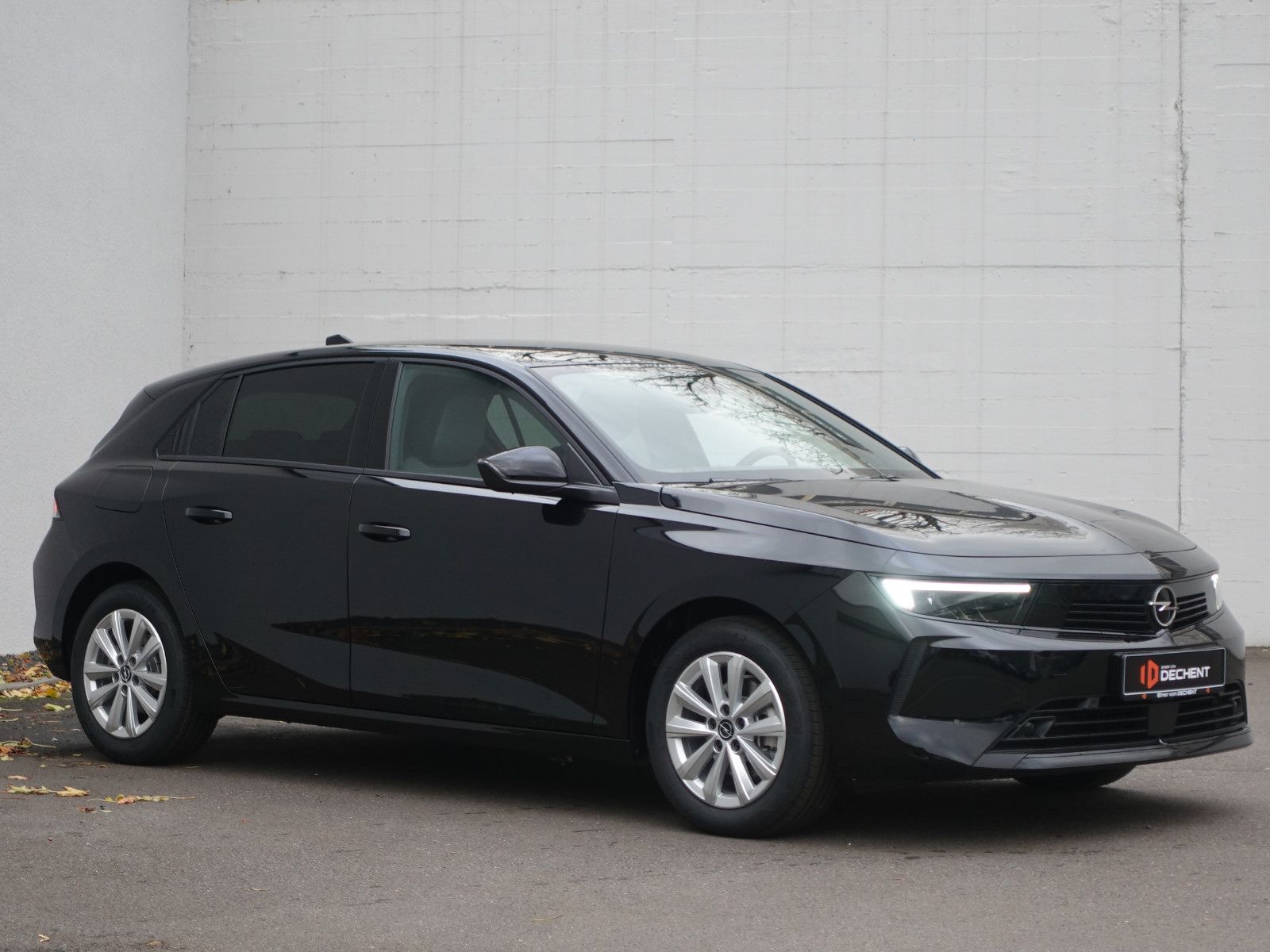 Fahrzeugabbildung Opel Astra Edition 1.2T,Navi,Kamera,Sitzhzg,AGR,LED