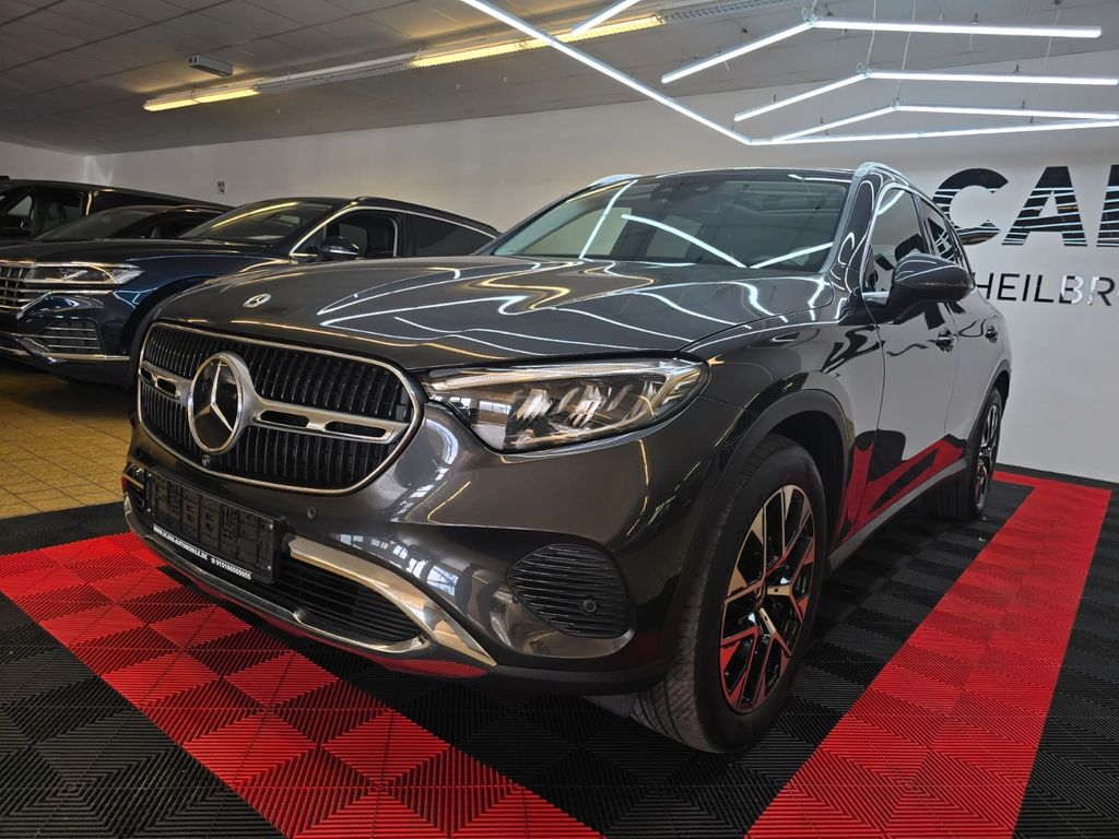 Image of Mercedes-Benz GLC 220