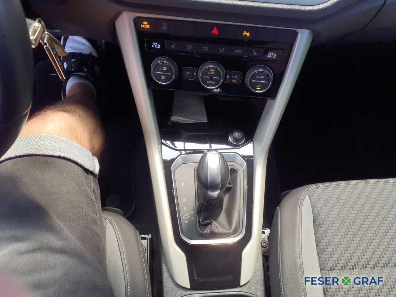 Volkswagen T-Roc Cabriolet R-Line 1.5 TSI DSG AHK Navi LED, миниатюра 5