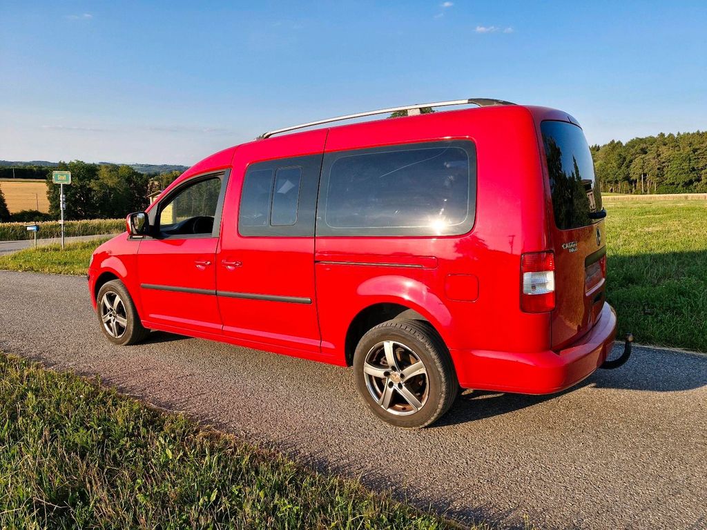 Image of Volkswagen Caddy Maxi