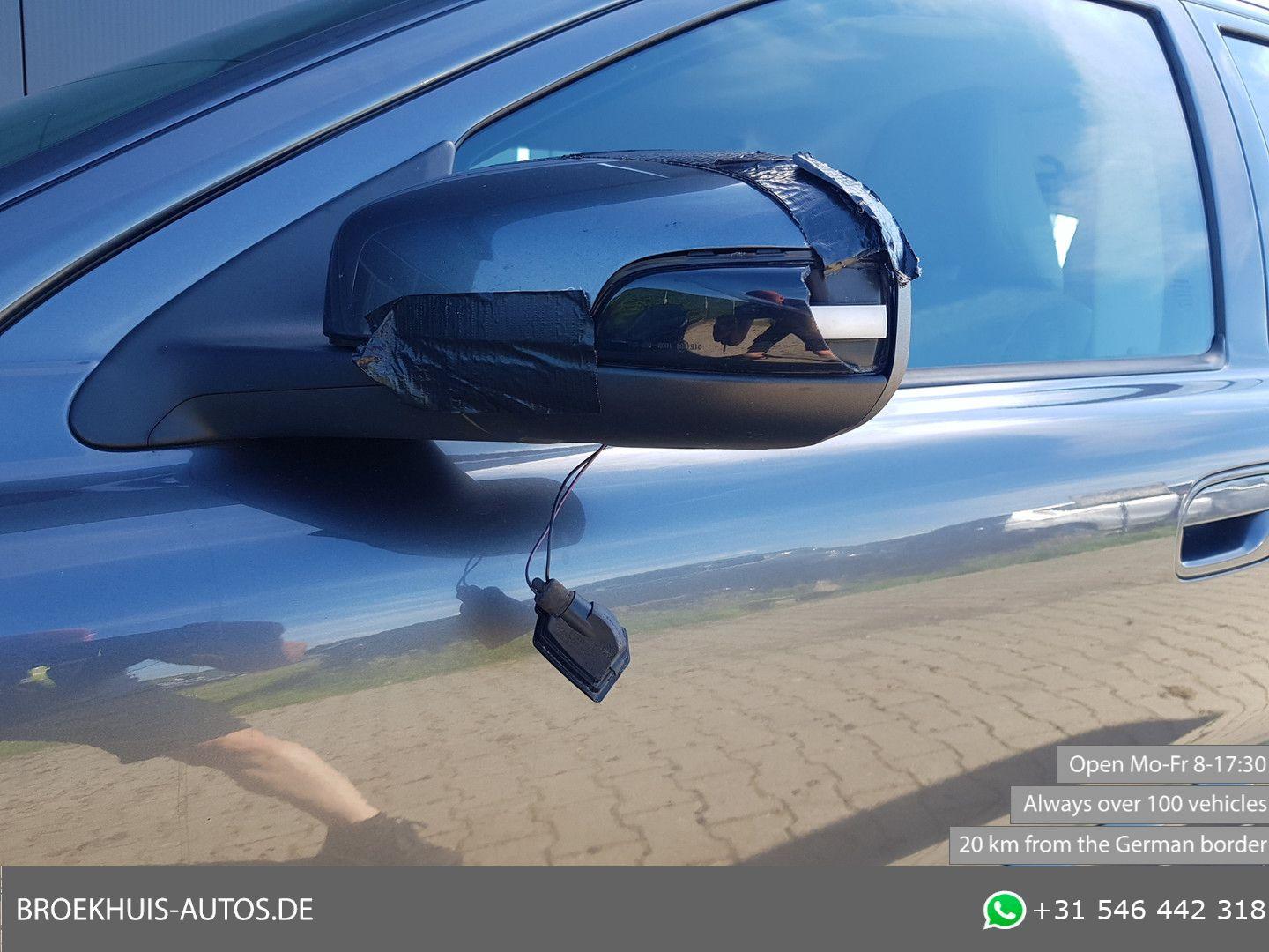 Volvo V70 2006 — photo 9
