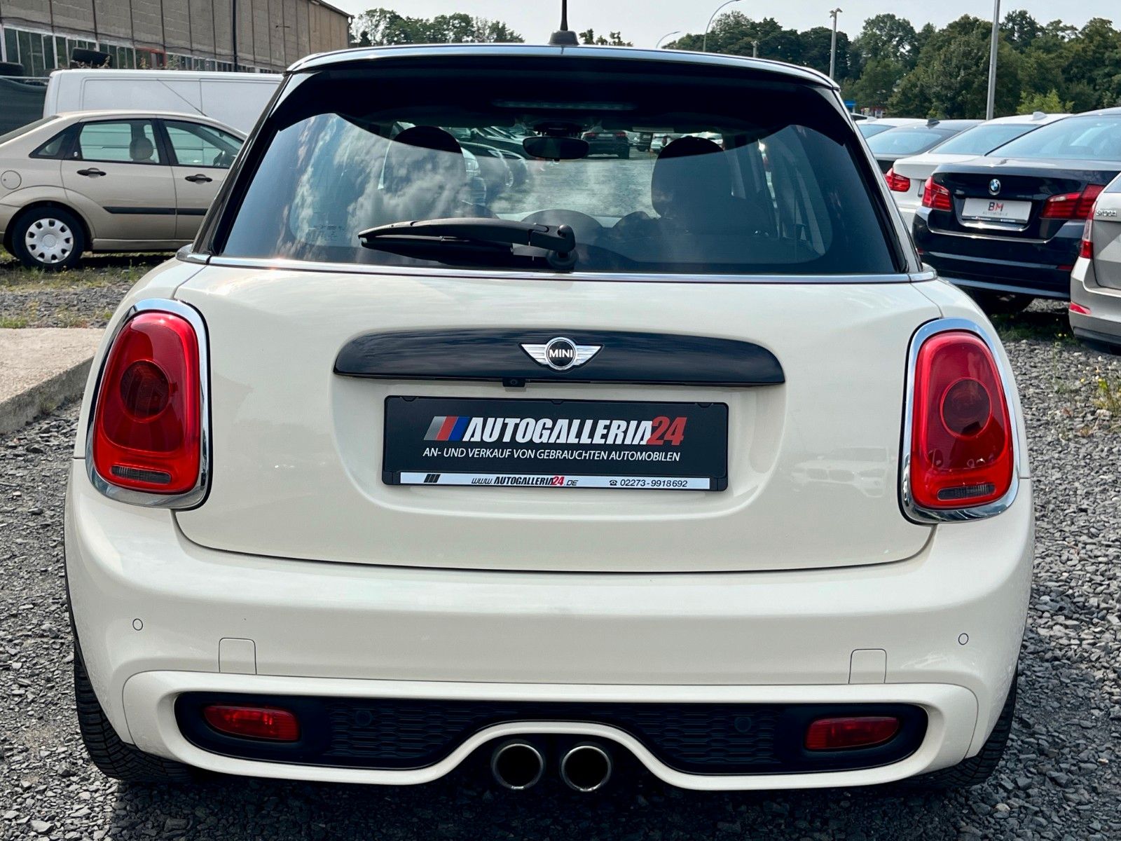 Fahrzeugabbildung MINI Cooper SD Aut. JCW Lenkrad PDC Kamera SPORTSITZE