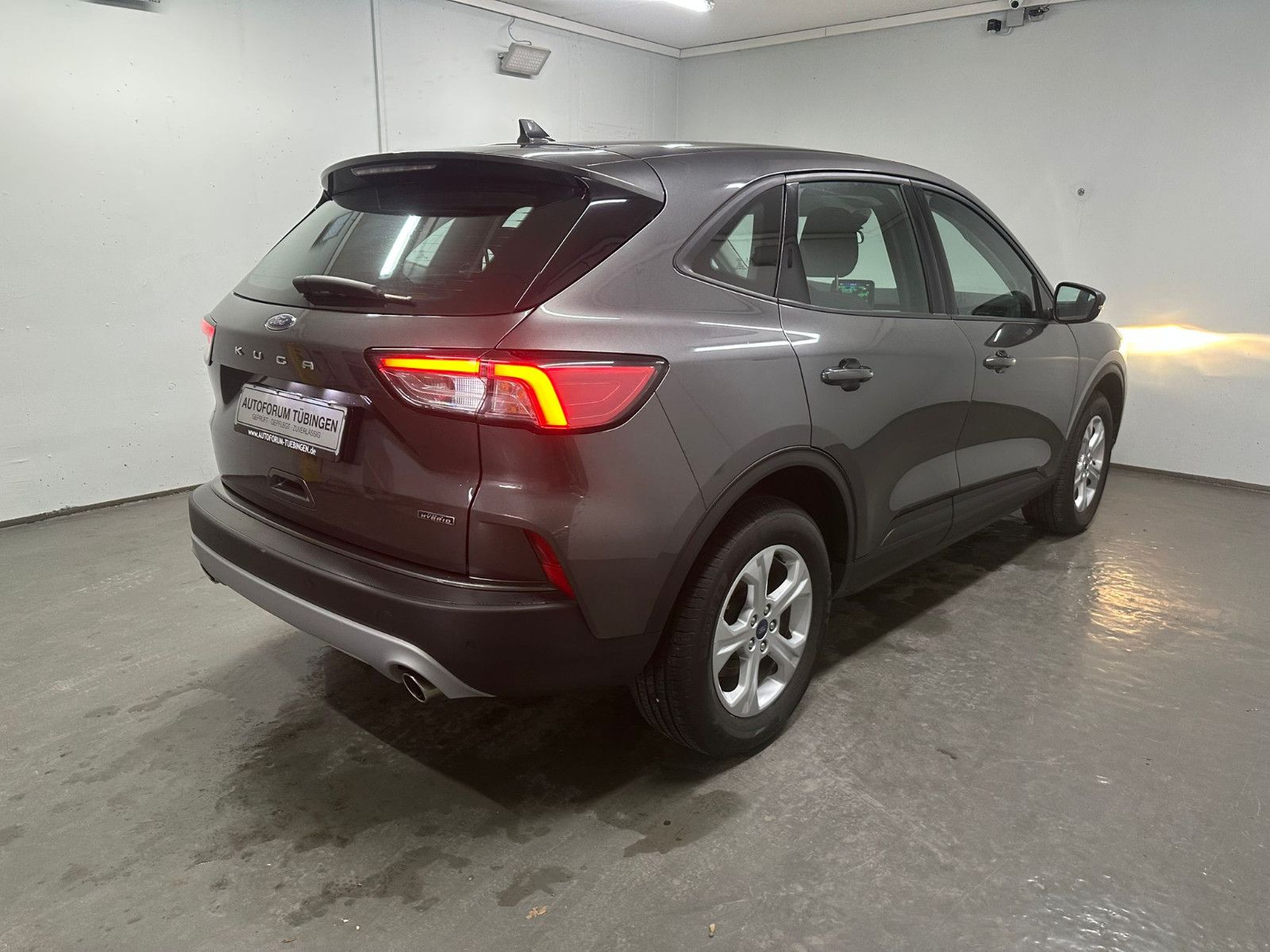Fahrzeugabbildung Ford Kuga 2.5 Duratec PHEV Cool & Connect CVT*NAVI*