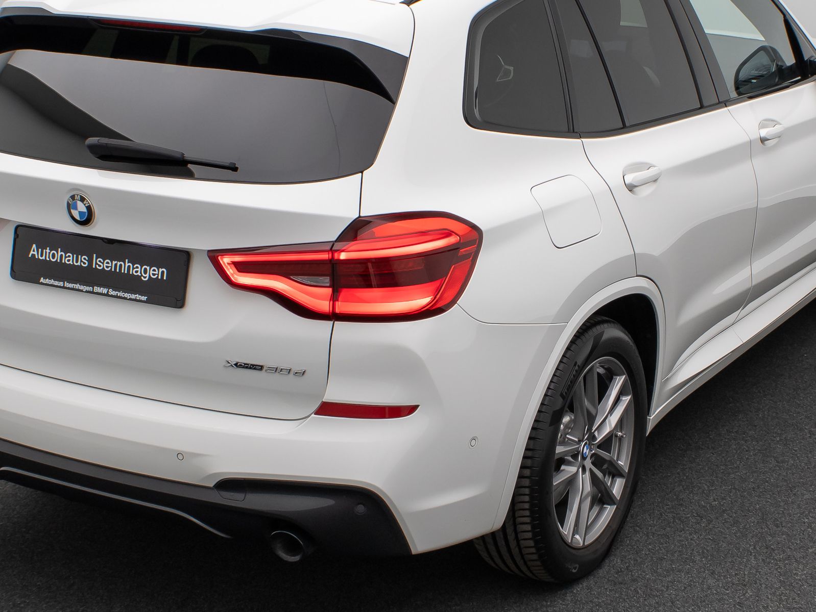 Fahrzeugabbildung BMW X3 xD30d M Sport ACC DAB H/K Kamera HUD Komfort