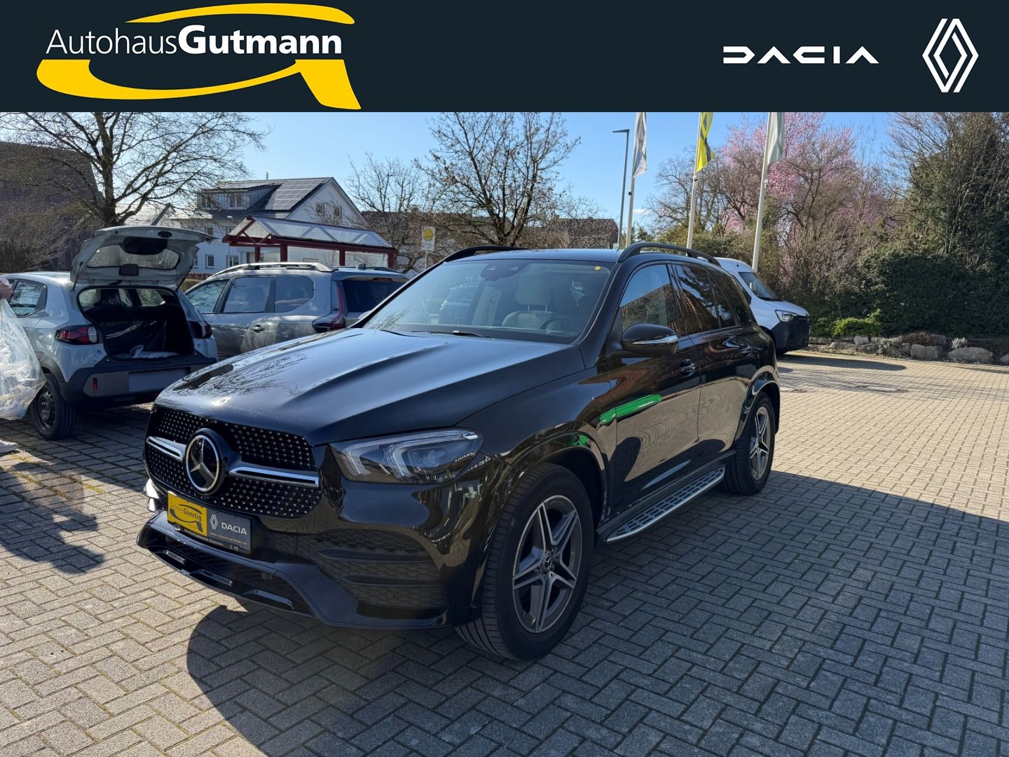 Fahrzeugabbildung Mercedes-Benz GLE 400 d 4MATIC AMG-LINE BURMESTER Luftfederun