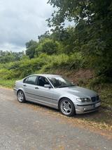 BMW E46 318i (2.0L) | M-Paket Akzente | TÜ... - BMW 318 aus 2001: 318i