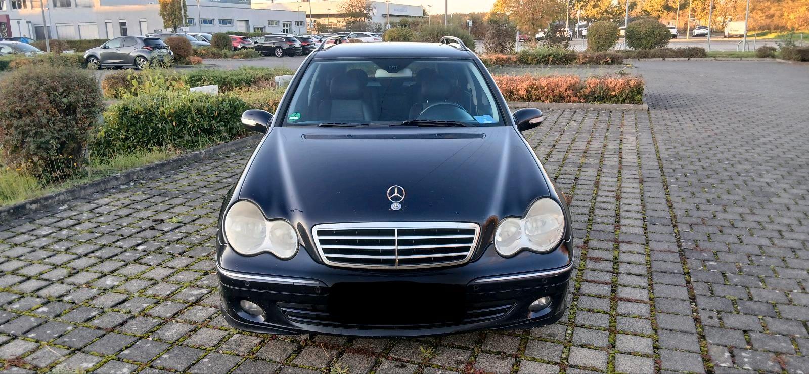 Mercedes-Benz C 220