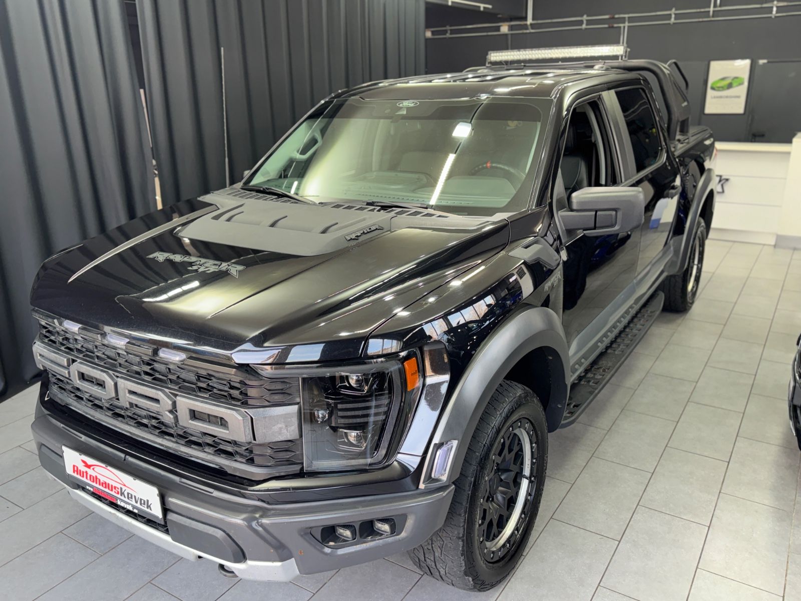 Fahrzeugabbildung Ford F 150 RAPTOR SVT|OFFROAD 20 ZOLL| 6-SITZ|NAVI|