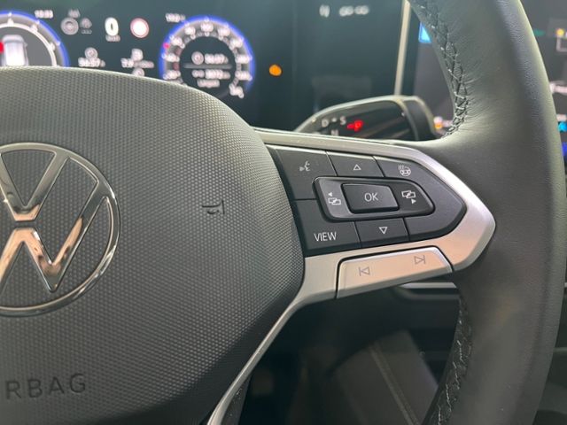 Fahrzeugabbildung Volkswagen Tiguan 1.5 eTSI DSG ELEGANCE AHK IQ.DRIVE IQ.LIG
