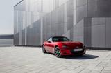 Mazda MX-5 1.5 (132PS) Schalter Exclusive Leder-S Rück - mit Benzin-Antrieb: Grau, mit Apple Carplay, Cabrio
