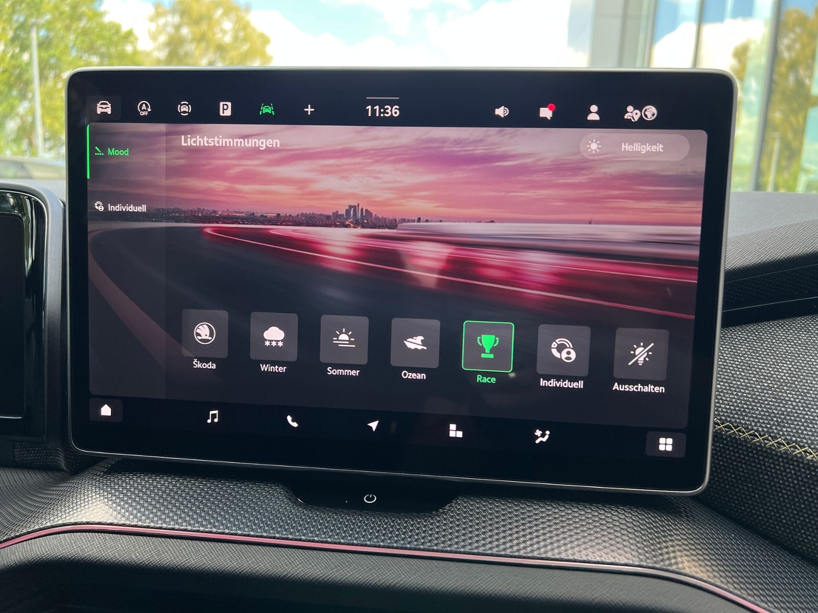 Fahrzeugabbildung SKODA Kodiaq Selection 2.0 TDI DSG *LED,AHK,Navi,Winte