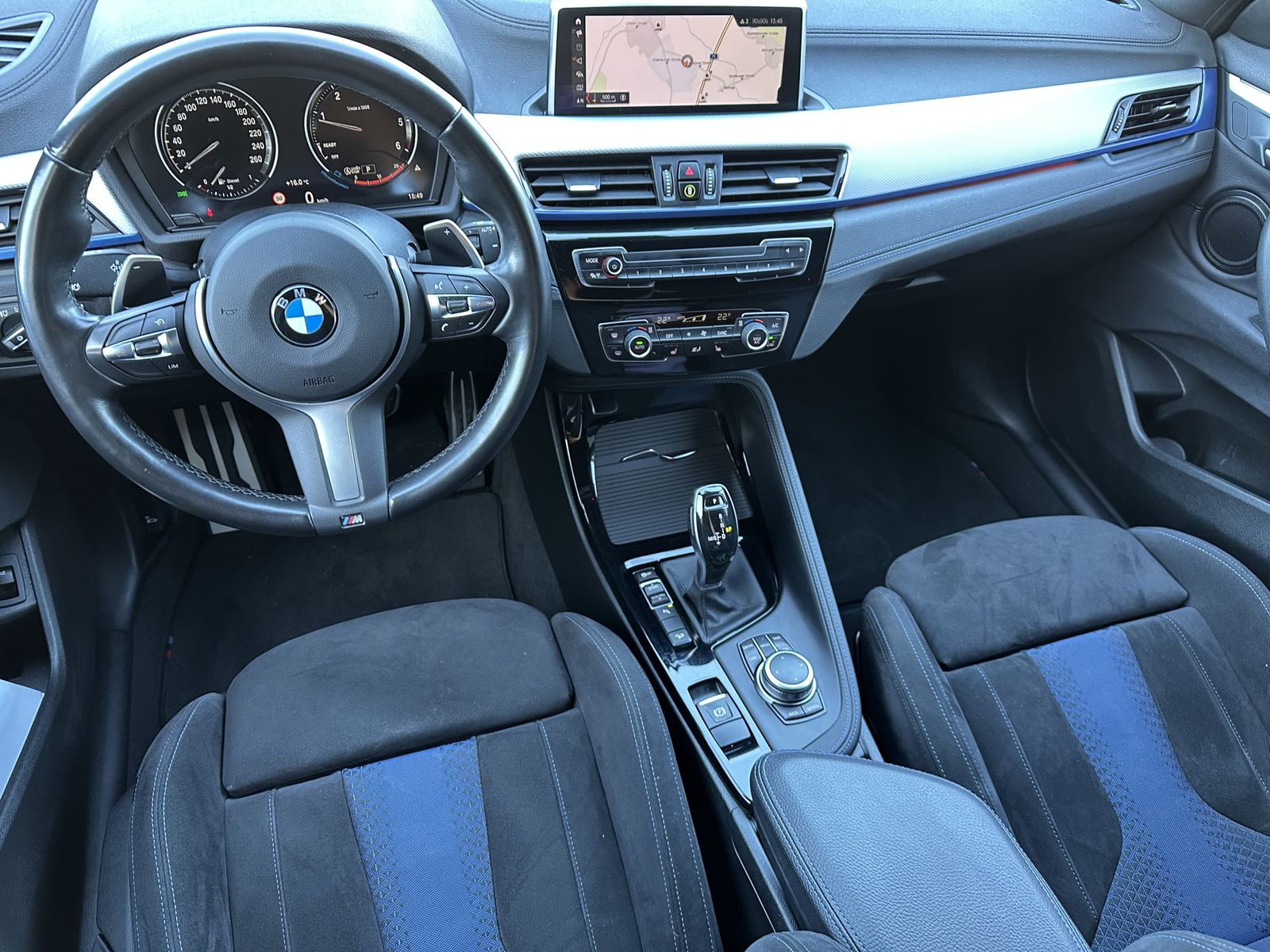 Fahrzeugabbildung BMW X2 xDrive25d Aut. M-Sport NAV+LED+SHZ+PDC+KAMERA