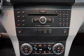 صورة مصغرة 24 لـ 2011 Mercedes-BENZ GLK