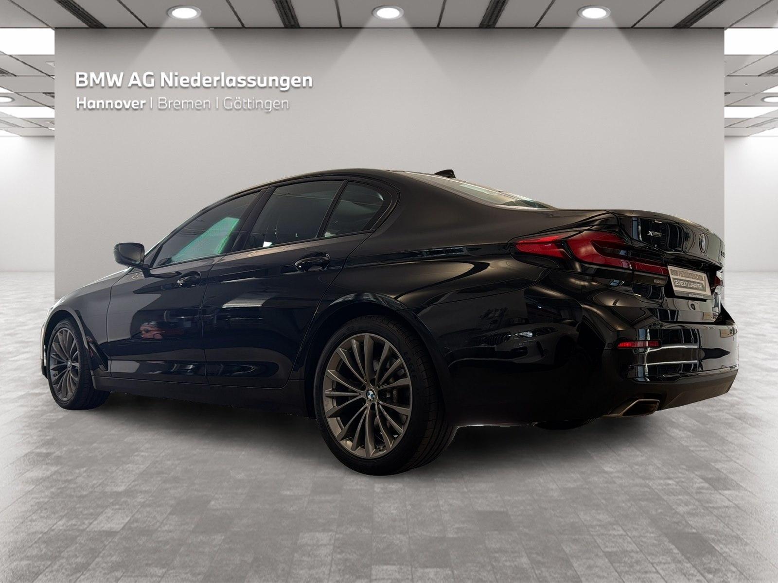 BMW 530i xDrive Limousine Standheizung Massage HiFi