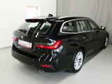 BMW 318d Tour. Adv.,1.Hand,Navi,LED,ACC,HUD,Panorama - BMW 318: Schwarz, Leder