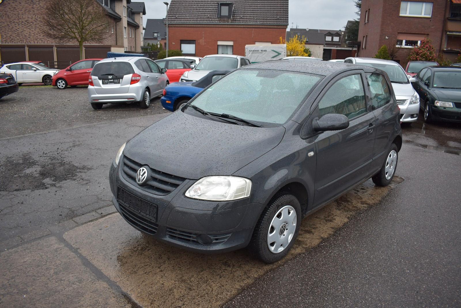 Volkswagen Fox Basis*Klimaanlage*CD*48800 km*2te Hand
