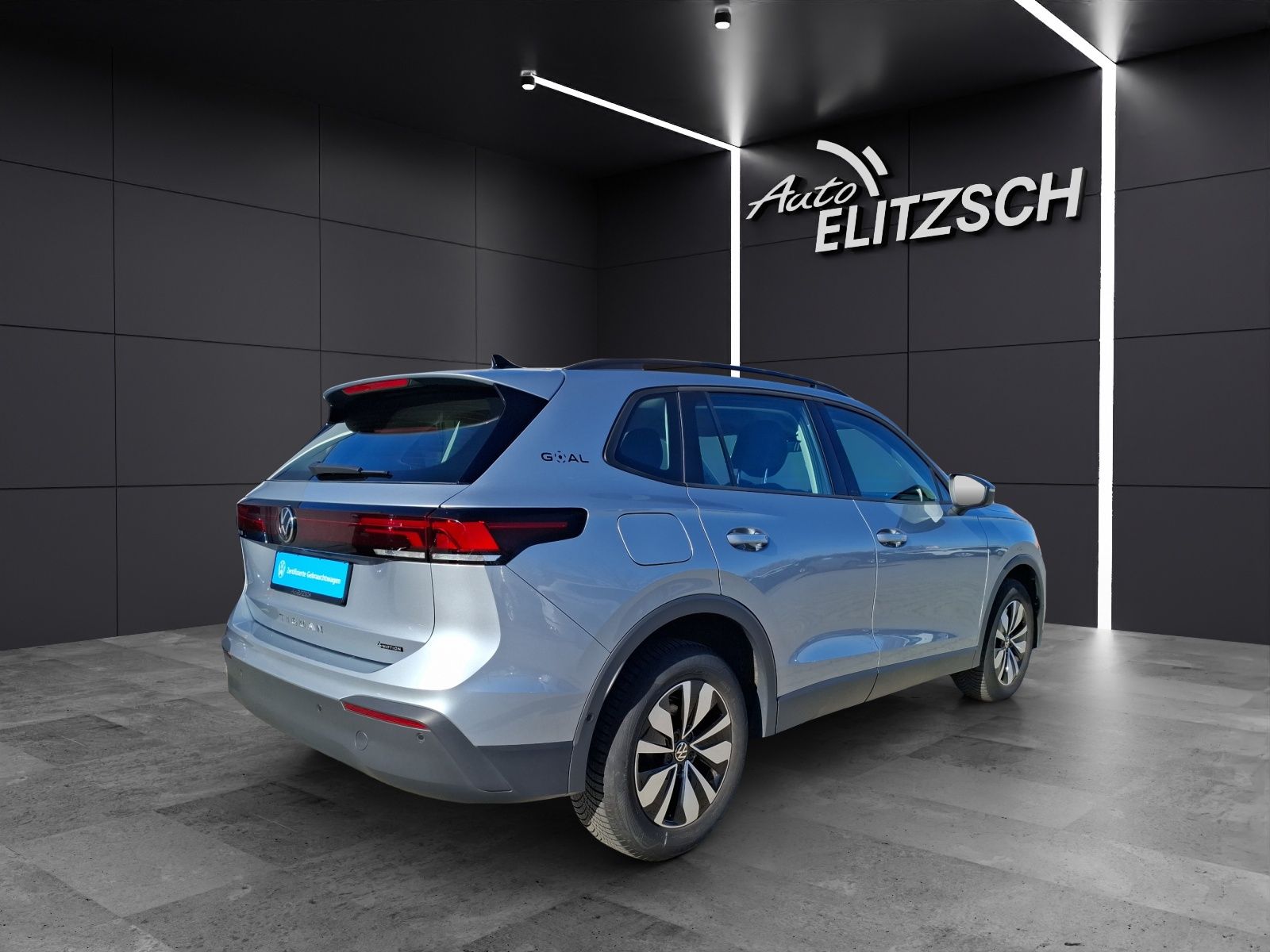 Fahrzeugabbildung Volkswagen Tiguan TDI Goal DSG 4M Standhzg LED AHK Navi AID