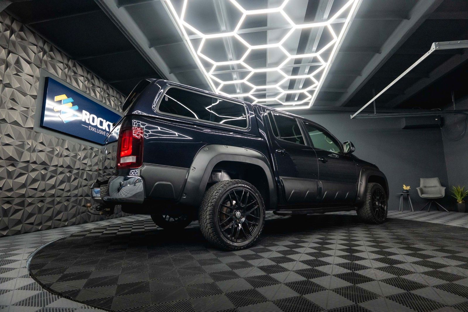 Fahrzeugabbildung Volkswagen Amarok V6 Highline 4Motion BLACK OFFROAD Edition